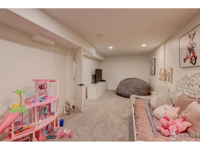 1118 Oakhurst Dr, Broomfield, CO 80020