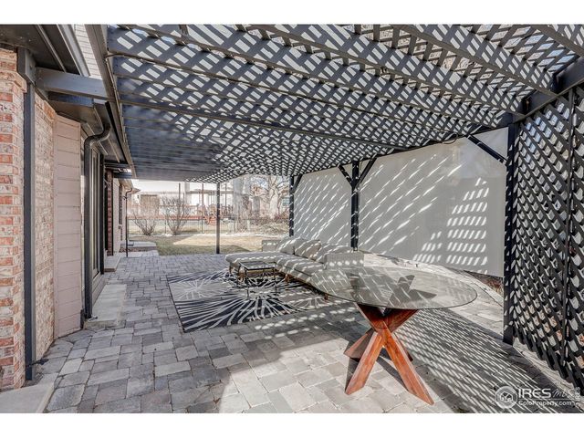 1118 Oakhurst Dr, Broomfield, CO 80020