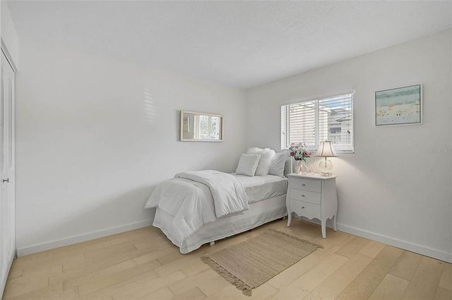 995 LAGUNA DRIVE 103, Venice, FL 34285