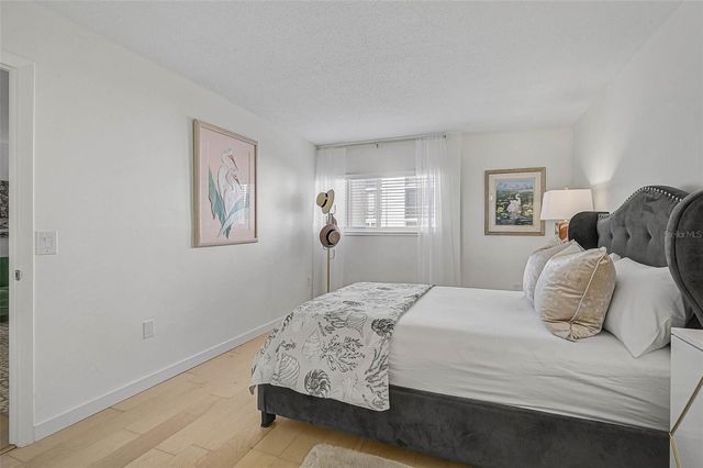 995 LAGUNA DRIVE 103, Venice, FL 34285