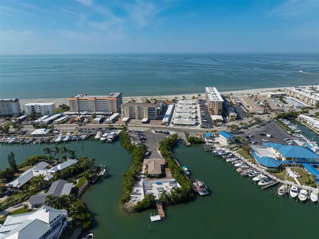 995 LAGUNA DRIVE 103, Venice, FL 34285