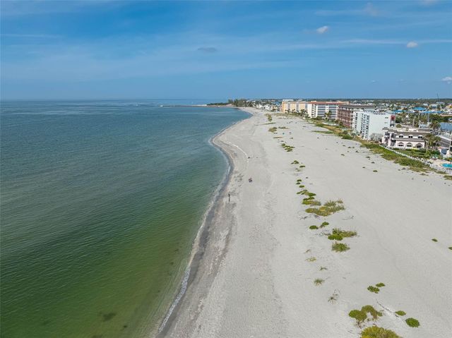 995 LAGUNA DRIVE 103, Venice, FL 34285