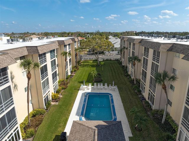 995 LAGUNA DRIVE 103, Venice, FL 34285