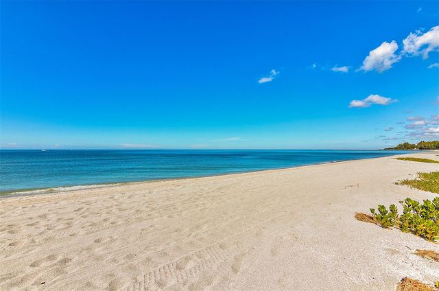 995 LAGUNA DRIVE 103, Venice, FL 34285