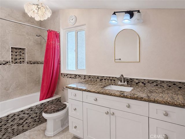 16872 Hazeltine Court, Fontana, CA 92336
