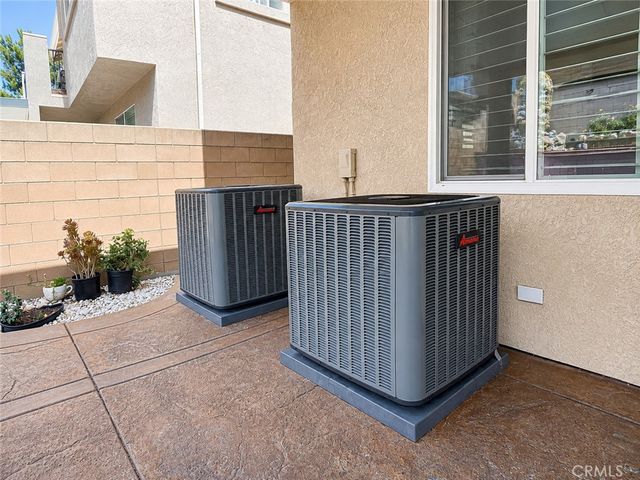 16872 Hazeltine Court, Fontana, CA 92336