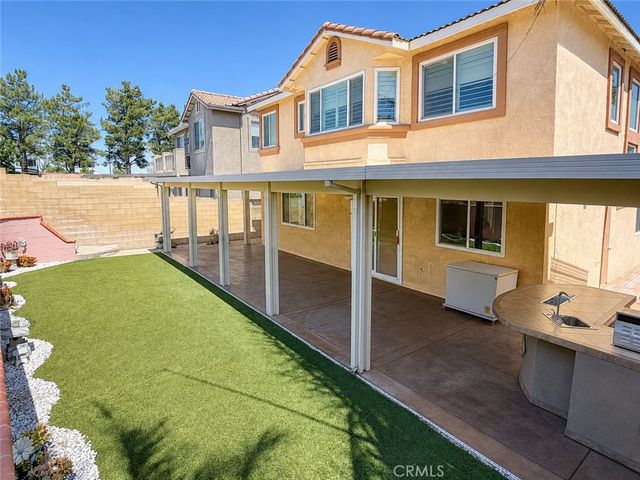 16872 Hazeltine Court, Fontana, CA 92336