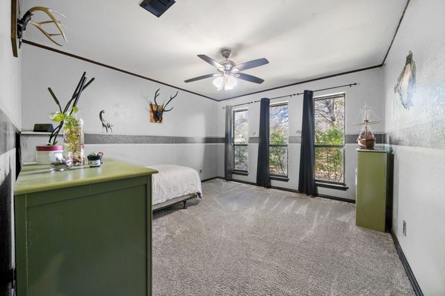 206 County Road 43340, Paris, TX 75462