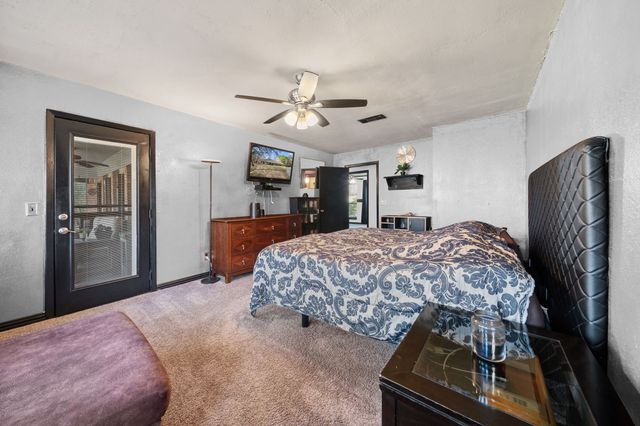 206 County Road 43340, Paris, TX 75462