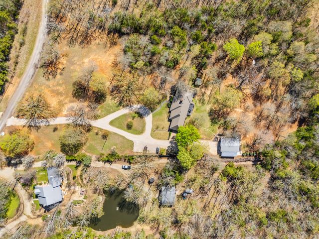 206 County Road 43340, Paris, TX 75462