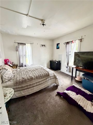 2013 17th Street NE, Canton, OH 44705