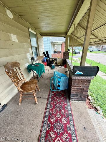 2013 17th Street NE, Canton, OH 44705