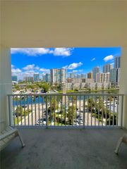 300 Bayview Dr 701, Sunny Isles Beach, FL 33160