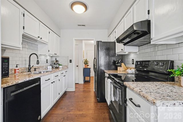 2540 Dalston Lane, Charlotte, NC 28210