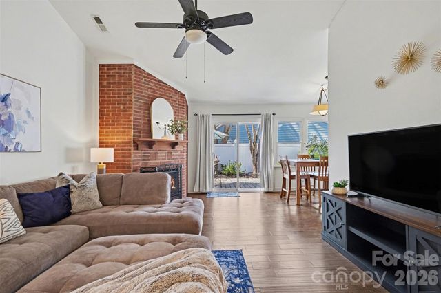 2540 Dalston Lane, Charlotte, NC 28210