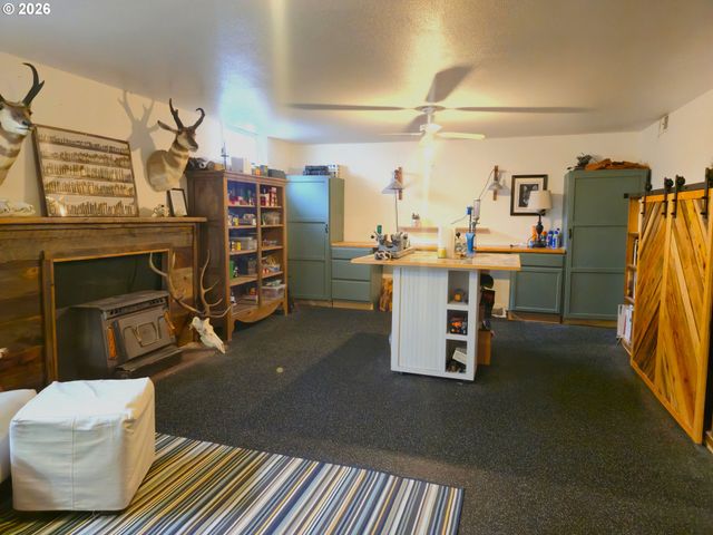 633 Se Hillcrest Rd, John Day, OR 97845