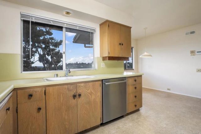 11115 Valley Lights Drive, El Cajon, CA 92020