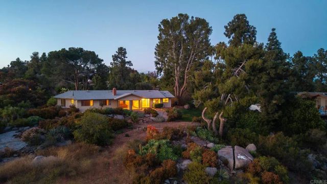 11115 Valley Lights Drive, El Cajon, CA 92020
