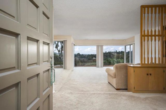 11115 Valley Lights Drive, El Cajon, CA 92020