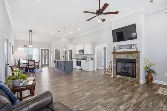 14 Farm View Circle, Rock Spring, GA 30739