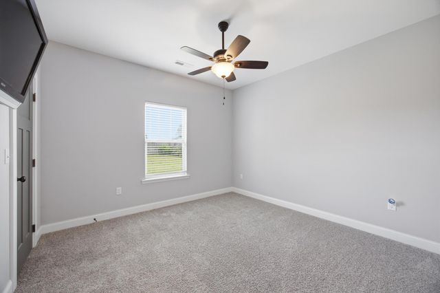 14 Farm View Circle, Rock Spring, GA 30739