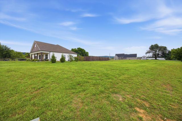 14 Farm View Circle, Rock Spring, GA 30739