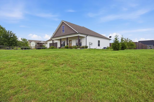 14 Farm View Circle, Rock Spring, GA 30739
