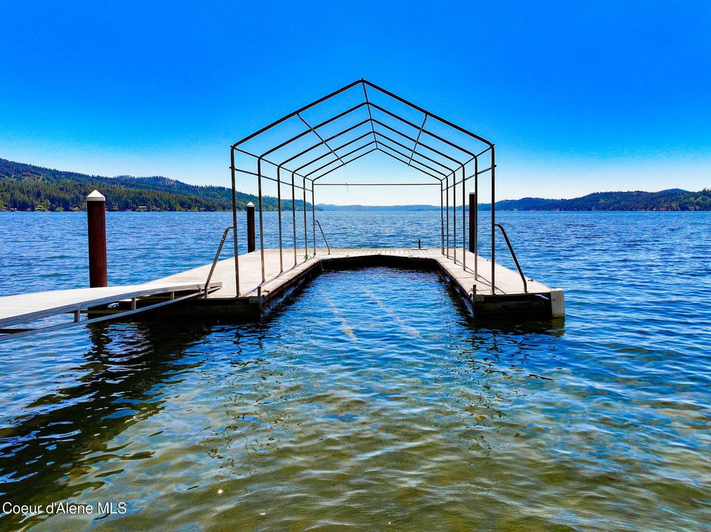 412 E Beachhouse Ln, Harrison, ID 83833 photo 16