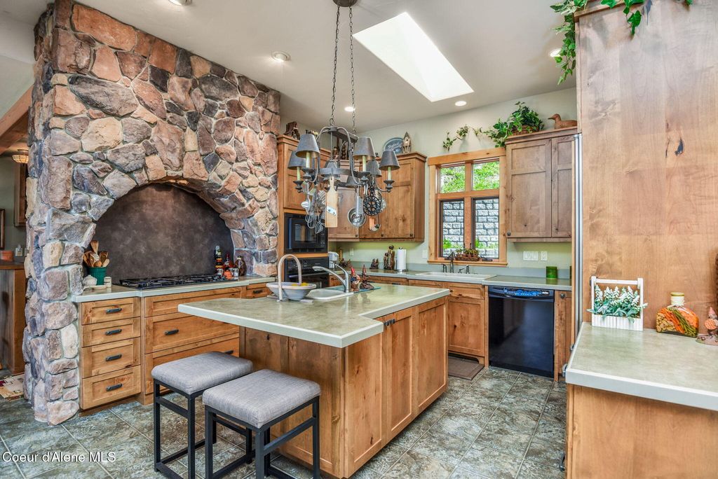 412 E Beachhouse Ln, Harrison, ID 83833 photo 29