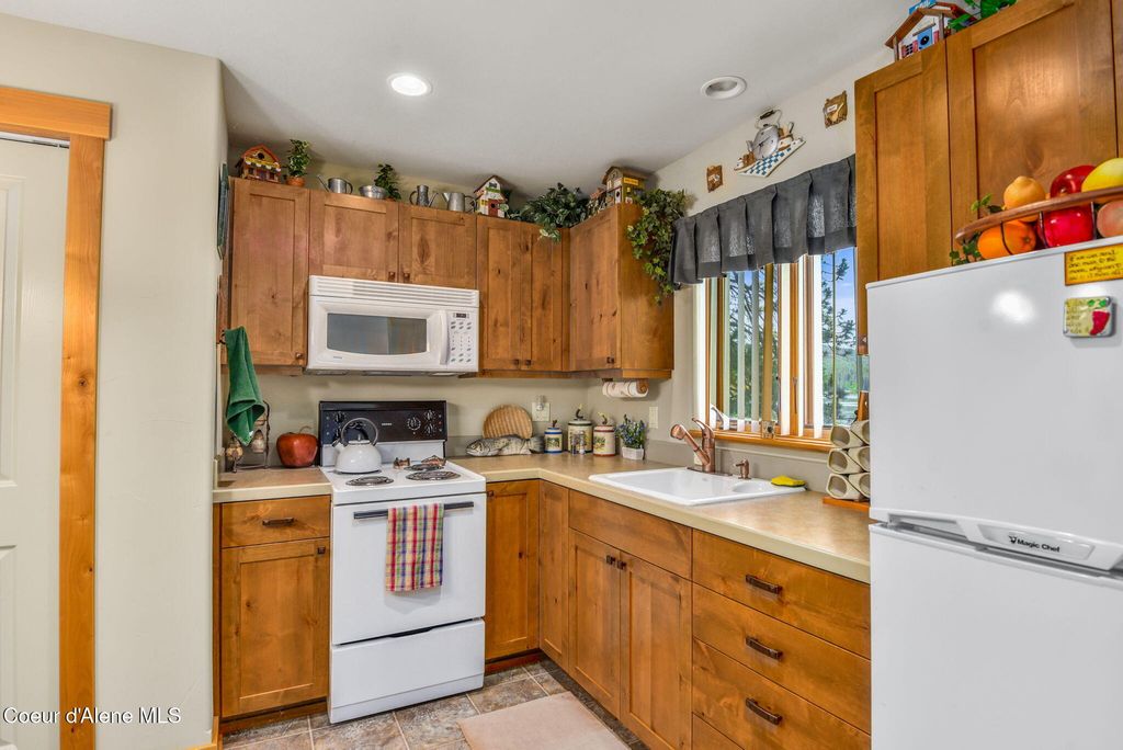 412 E Beachhouse Ln, Harrison, ID 83833 photo 51