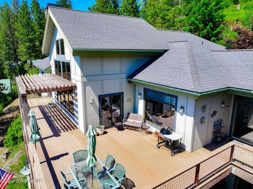 412 E Beachhouse Ln, Harrison, ID 83833 photo 7