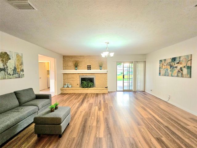 1929 Deep Valley Drive, Richardson, TX 75080
