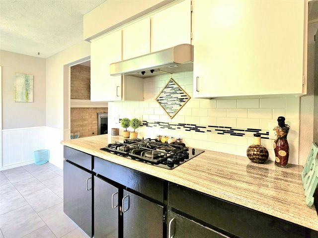 1929 Deep Valley Drive, Richardson, TX 75080