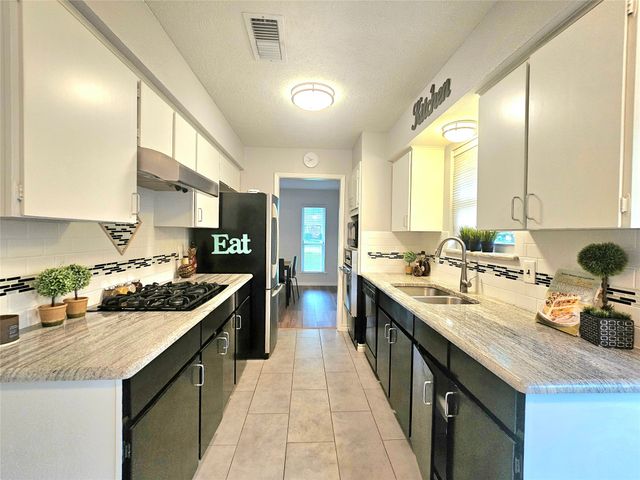 1929 Deep Valley Drive, Richardson, TX 75080