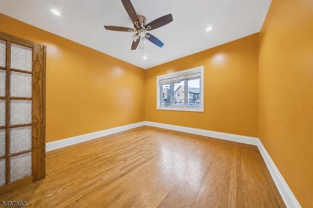 1635 Lincoln St, Jersey City, NJ 07307