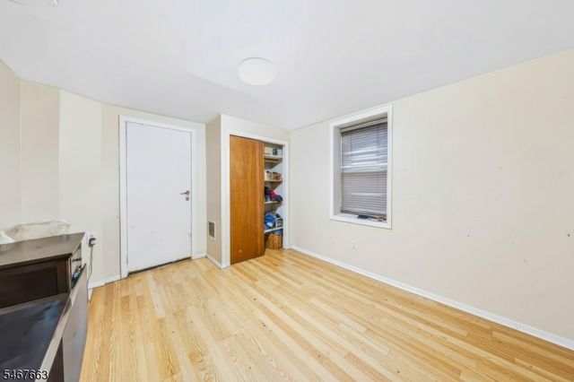 1635 Lincoln St, Jersey City, NJ 07307