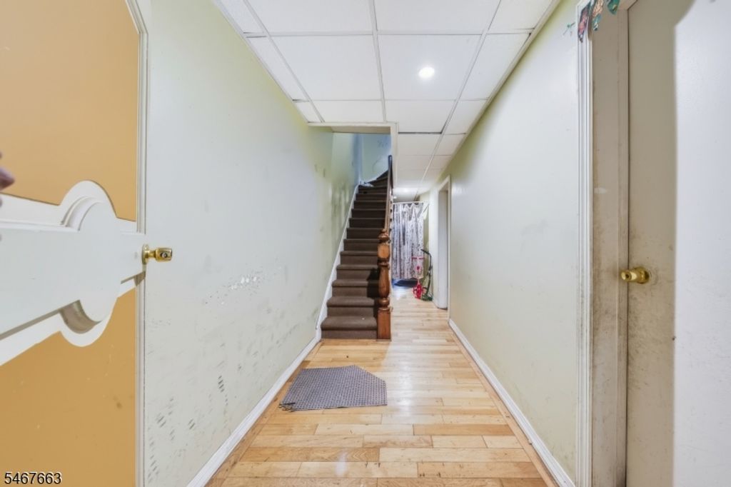 1635 Lincoln St, Jersey City, NJ 07307 — photo 3