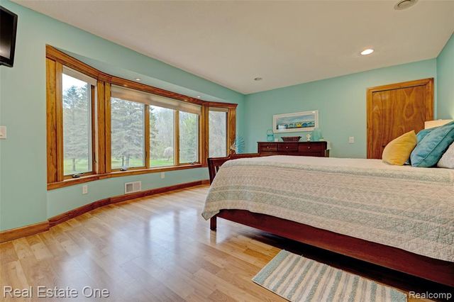 3960 Baldwin Road, Ortonville, MI 48462