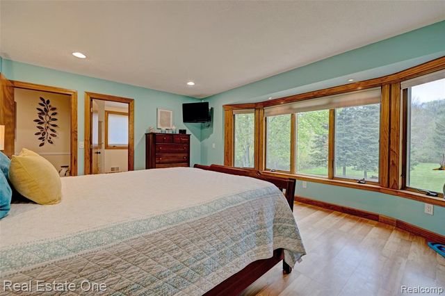 3960 Baldwin Road, Ortonville, MI 48462