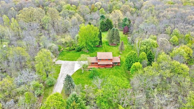3960 Baldwin Road, Ortonville, MI 48462