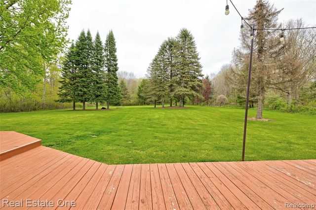 3960 Baldwin Road, Ortonville, MI 48462