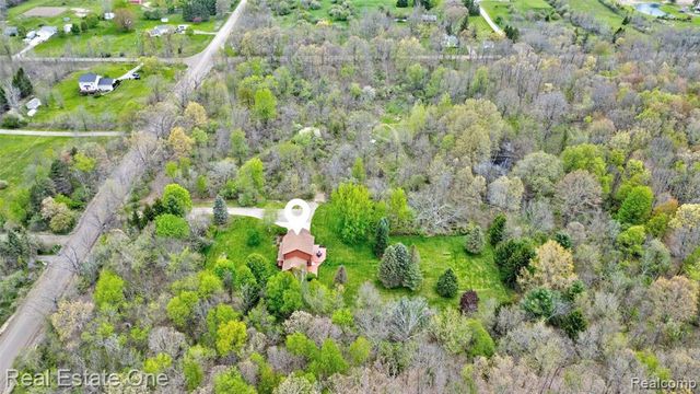 3960 Baldwin Road, Ortonville, MI 48462