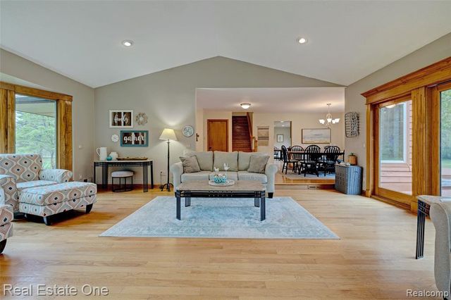 3960 Baldwin Road, Ortonville, MI 48462