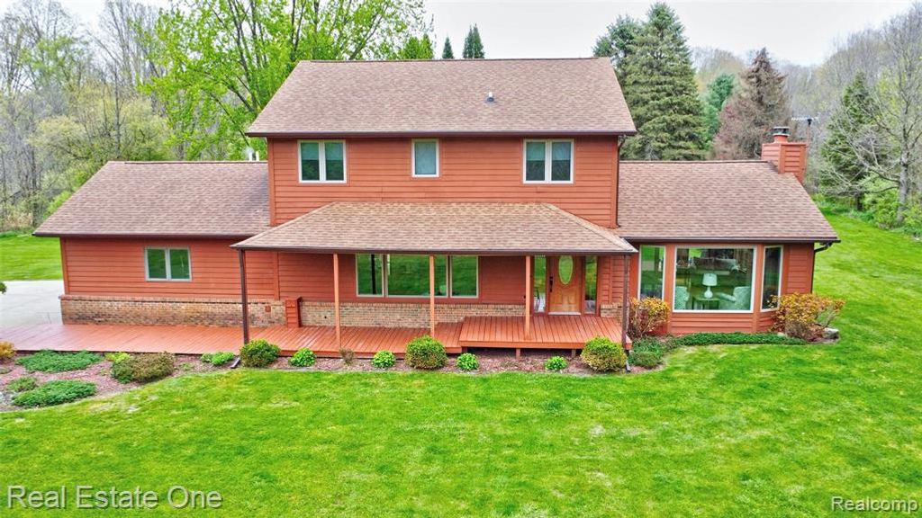 3960 Baldwin Road, Ortonville, MI 48462