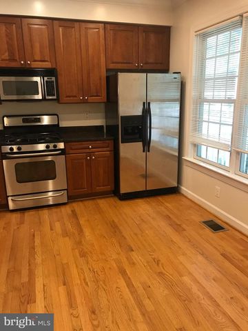 5654 8TH RD N, Arlington, VA 22205