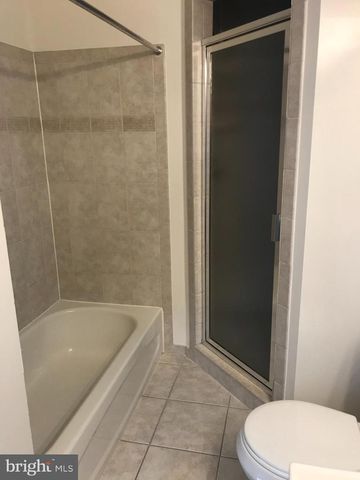 5654 8TH RD N, Arlington, VA 22205