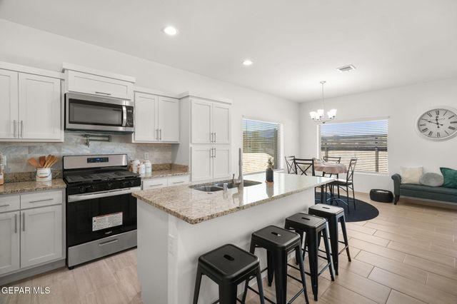 13083 CLEETHORPES Street, El Paso, TX 79928