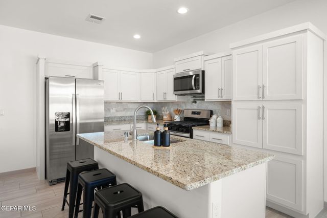 13083 CLEETHORPES Street, El Paso, TX 79928