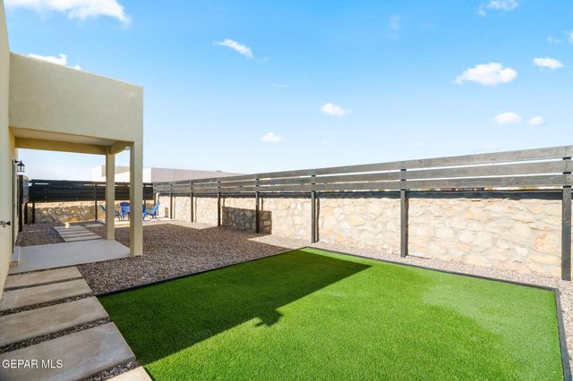 13083 CLEETHORPES Street, El Paso, TX 79928