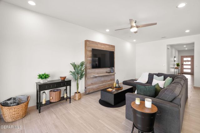 13083 CLEETHORPES Street, El Paso, TX 79928